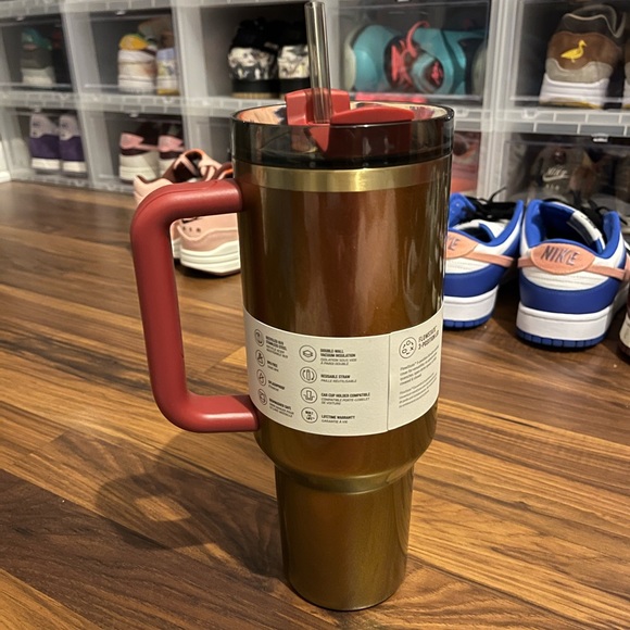 Gobelet Stanley X Lainey Wilson Quencher H2.0 40 Oz – Édition Watermelon Moonshine – Neuf En Boîte